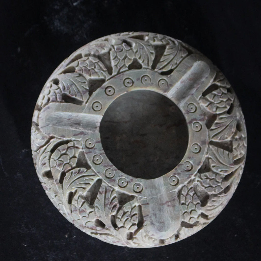 Varanasi Soft Stone Jali - Cigrate Tray