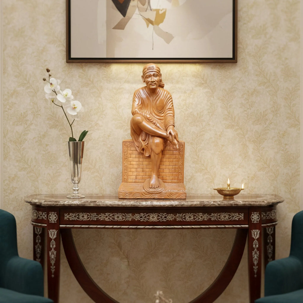 Wood sculpture Madhavamala - Sai Baba